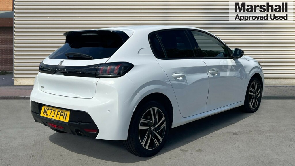 Peugeot 208 208 1.2 Puretech 100 Allure Premium Eat8 MC73FPN White #3