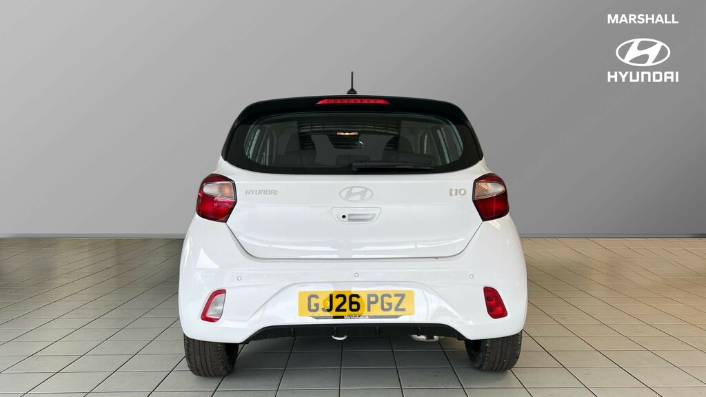 Hyundai I10 I10 Hat 1.0 Mpi 63Ps Advance Nav White #4