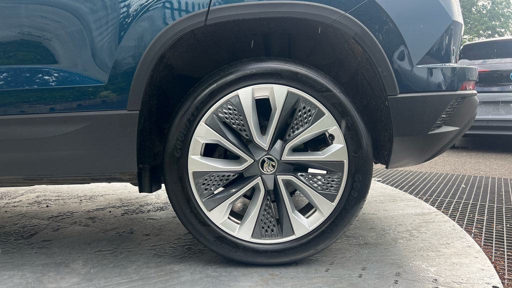 Skoda Karoq Se L Orange #18