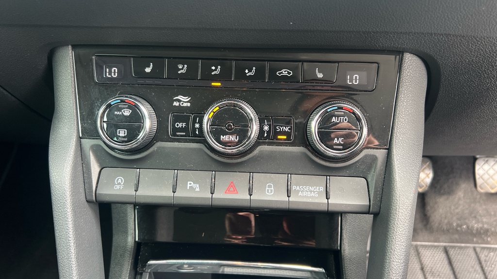 Skoda Karoq Se L Orange #30
