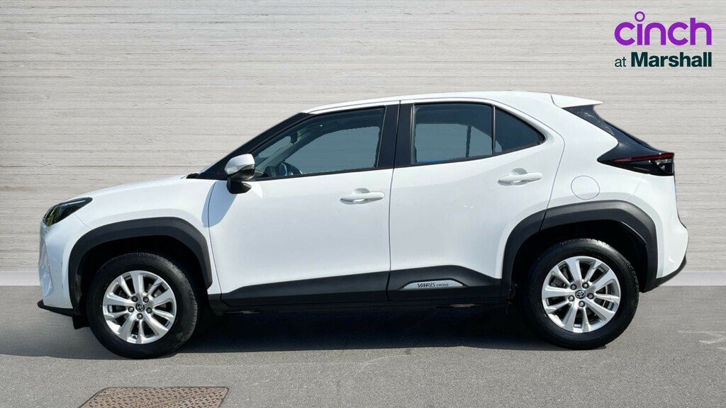 Toyota Yaris Cross Yaris Cross 1.5 Hybrid Icon Cvt GD73RFK White #6