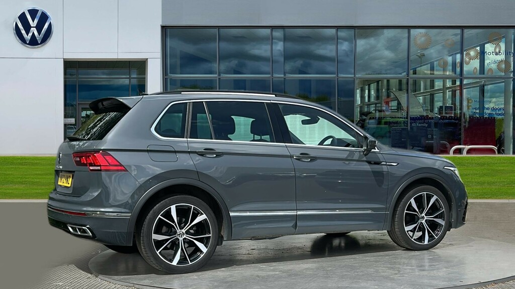 Volkswagen Tiguan Active Grey #7