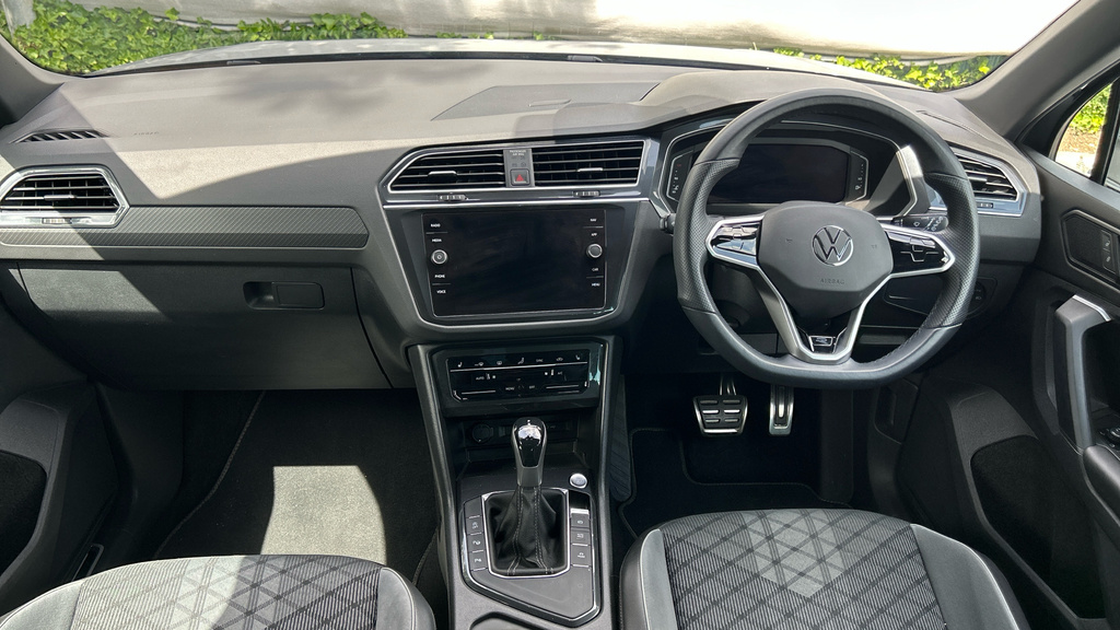 Volkswagen Tiguan Active Grey #11