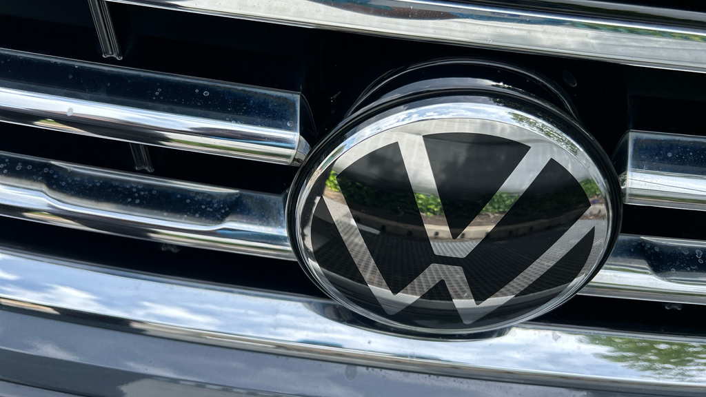 Volkswagen Tiguan Active Grey #43