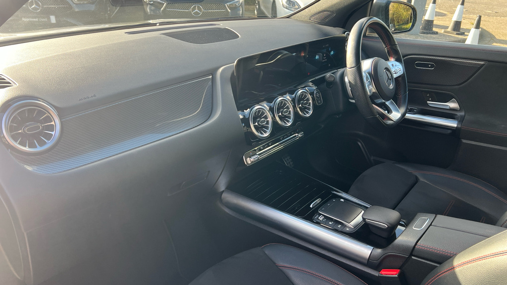 Mercedes-Benz GLA Class 2L Amg S Black #11