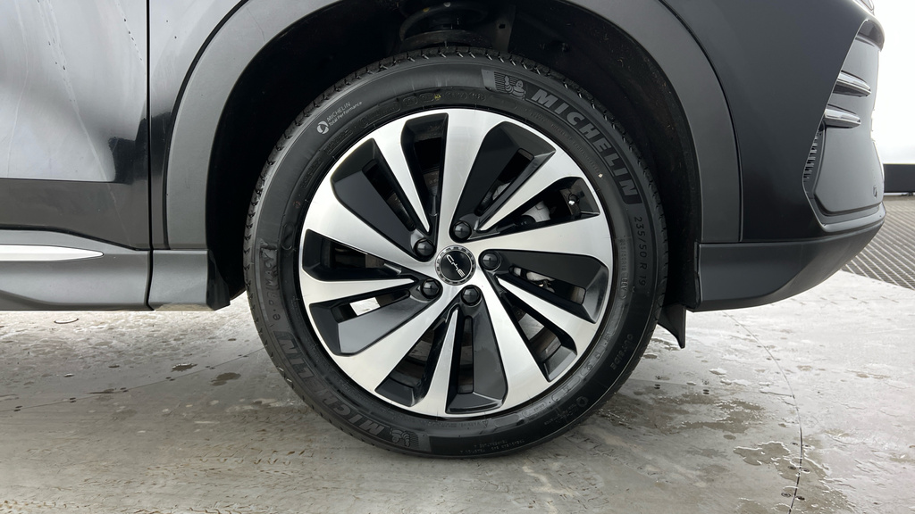 Byd Seal U 1.5 Dm-i Comfort Grey #18