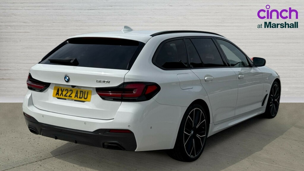 BMW 5 Series 5 Series 520I Mht M Sport Step White #3