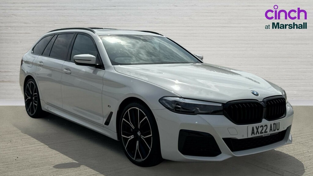 BMW 5 Series 5 Series 520I Mht M Sport Step White