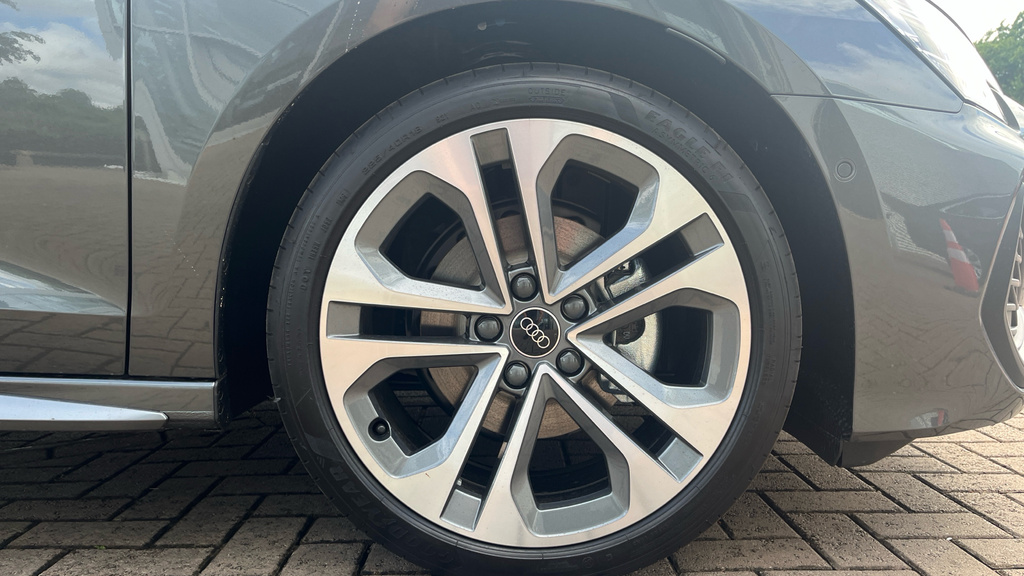 Audi A3 1.5 Tfsi E 204 Black Edition S Tronic Grey #5