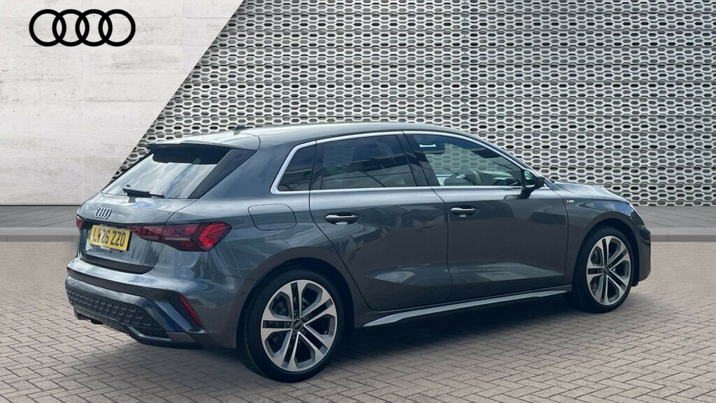 Audi A3 1.5 Tfsi E 204 Black Edition S Tronic Grey #8