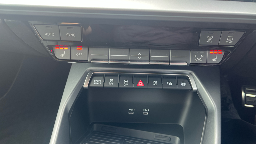 Audi A3 1.5 Tfsi E 204 Black Edition S Tronic Grey #39