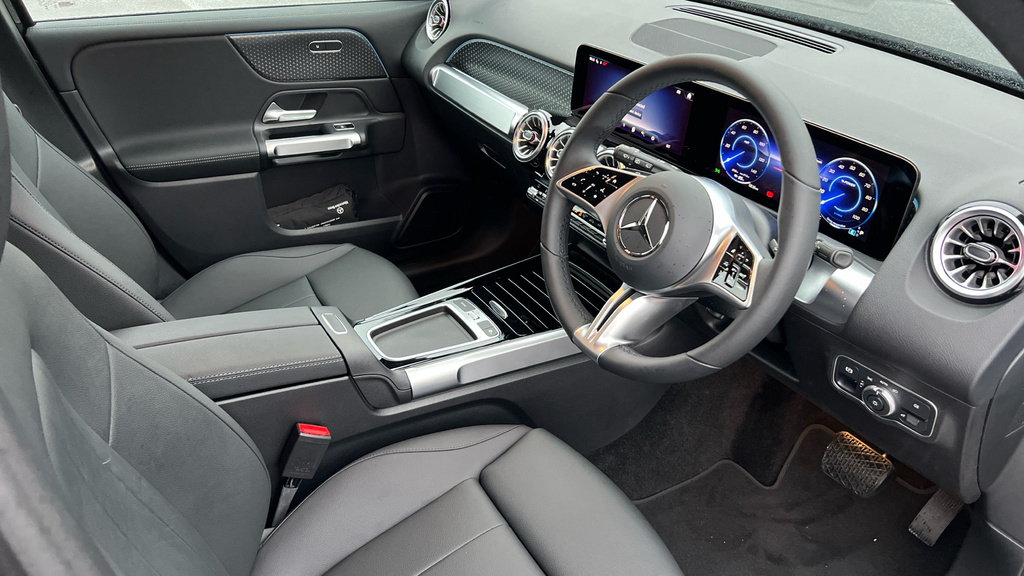 Mercedes-Benz EQB Eqb 250 140Kw Sport Executive 70.5Kwh Estate Black #3