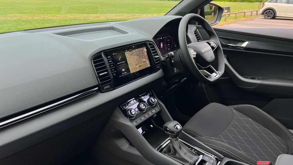 Skoda Karoq Skoda Karoq Estate 2.0 Tsi Sportline Edition 4X4 5 Black #2