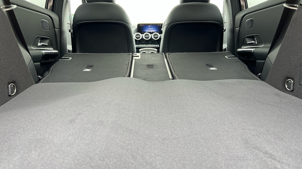 Mercedes-Benz EQA 250 Sport Executive Blue #18