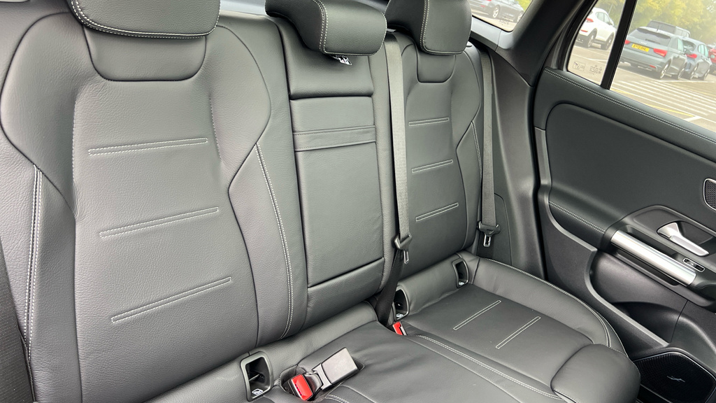 Mercedes-Benz EQA 250 Sport Executive Blue #15