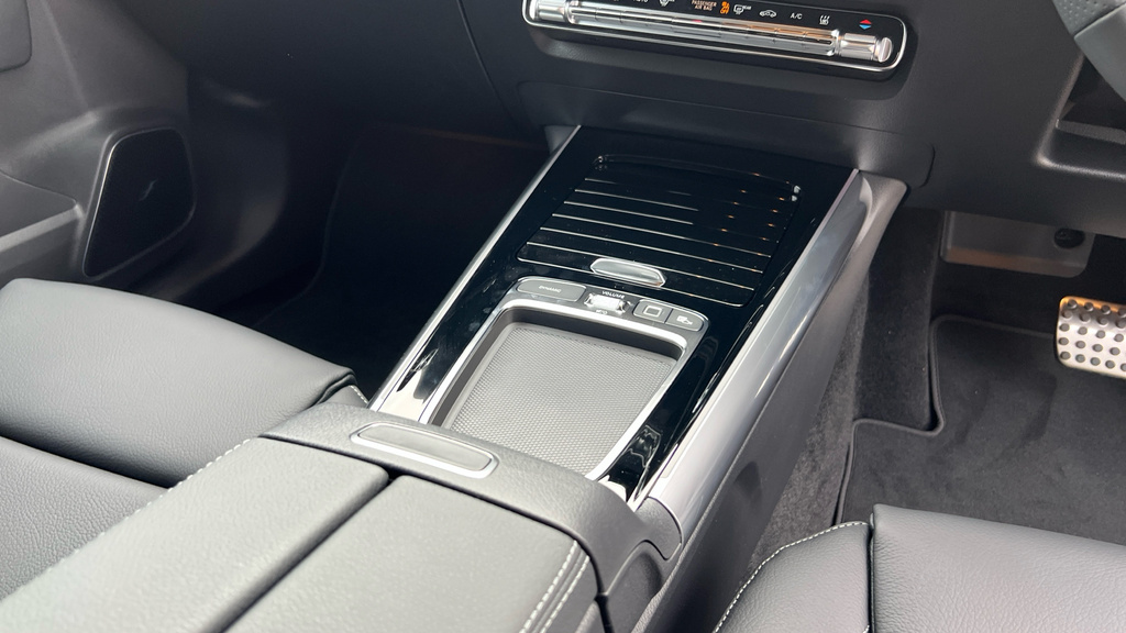 Mercedes-Benz EQA 250 Sport Executive Blue #35