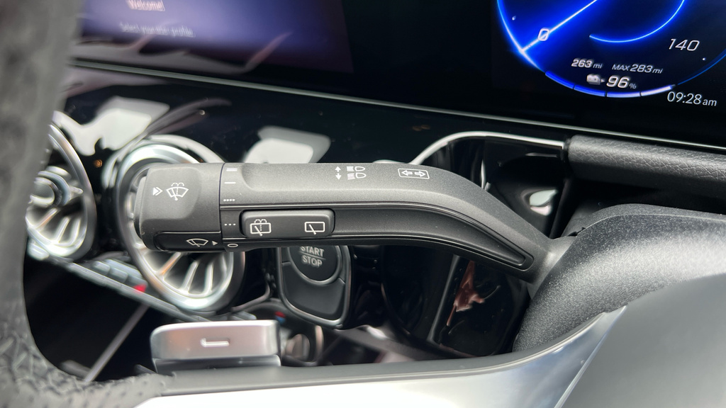 Mercedes-Benz EQA 250 Sport Executive Blue #32