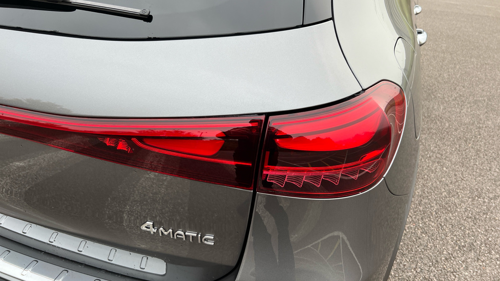 Mercedes-Benz EQA 250 Sport Executive Blue #22
