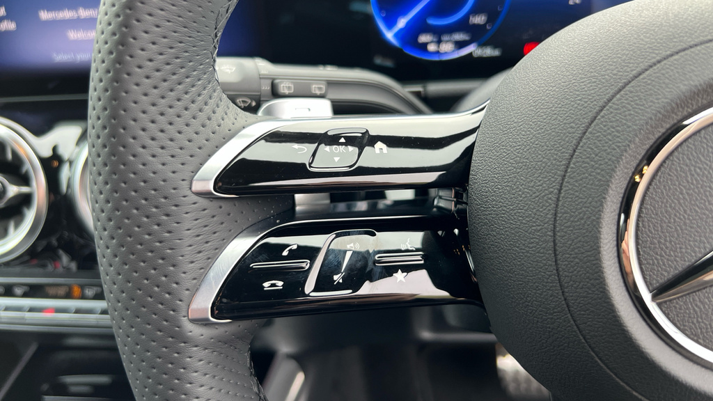 Mercedes-Benz EQA 250 Sport Executive Blue #30