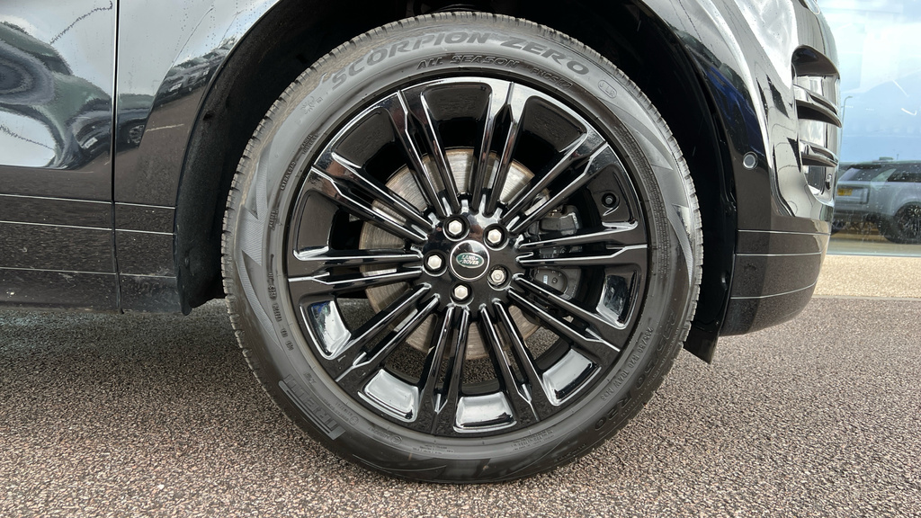 Land Rover Range Rover Evoque 1.5 P270e Dynamic Se Grey #8