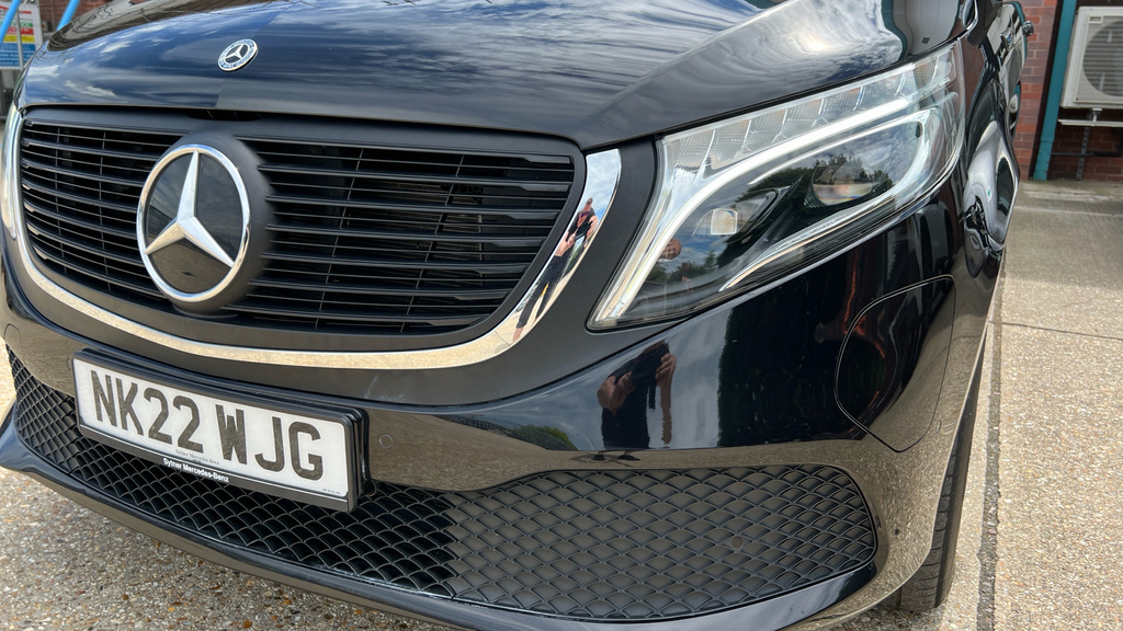 Mercedes-Benz EQV Mpv Black #52