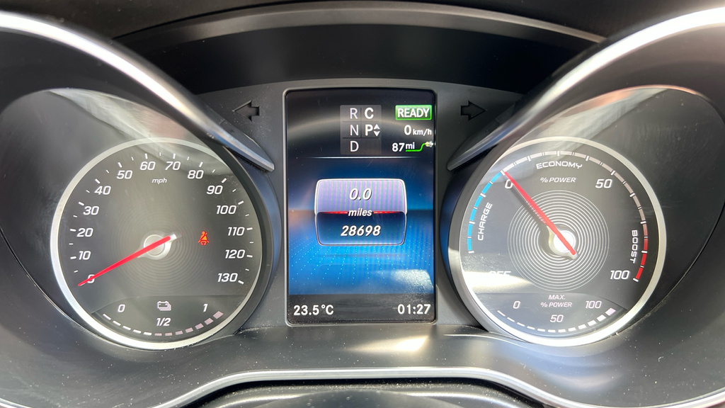 Mercedes-Benz EQV Mpv Black #16