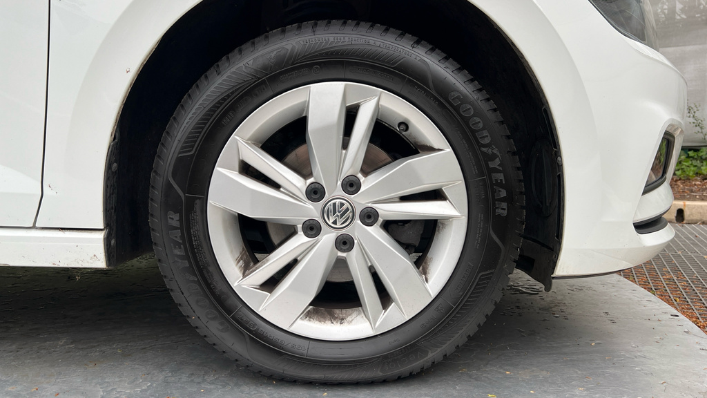 Volkswagen Polo Hatchback Grey #20
