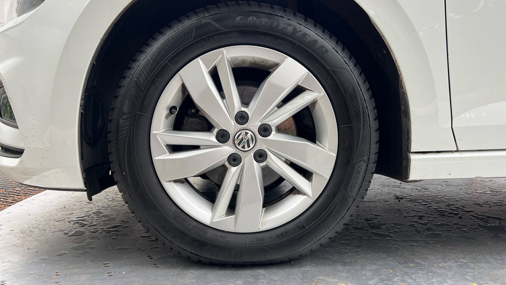 Volkswagen Polo Hatchback Grey #17