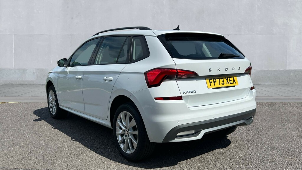 Skoda Kamiq Kamiq 1.0 Tsi 110 Se Dsg FP73XEA White #3