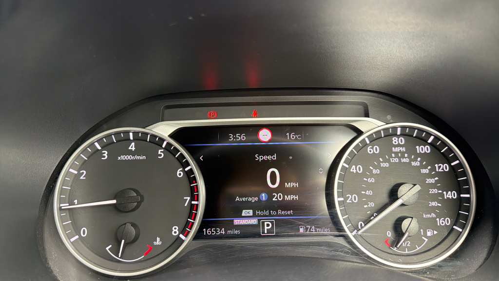 Nissan Juke 1.6 Tekna Xtronic Grey #16