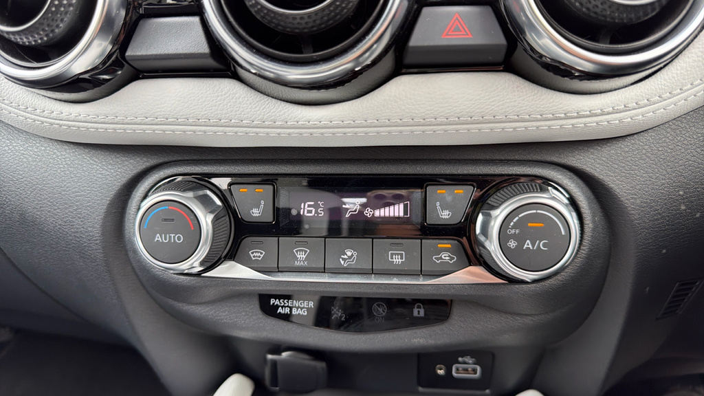 Nissan Juke 1.6 Tekna Xtronic Grey #47