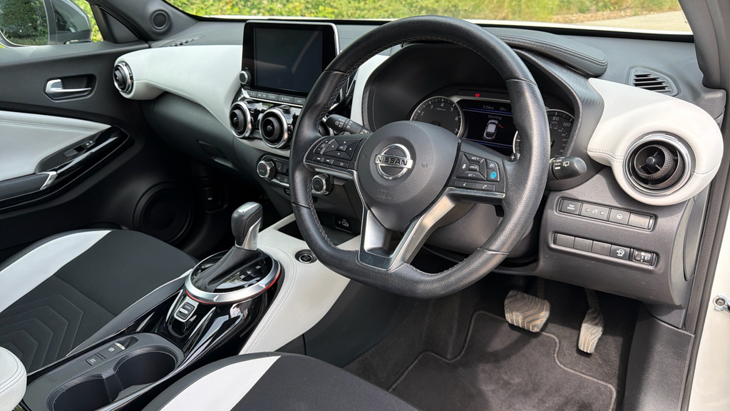 Nissan Juke 1.6 Tekna Xtronic Grey #14