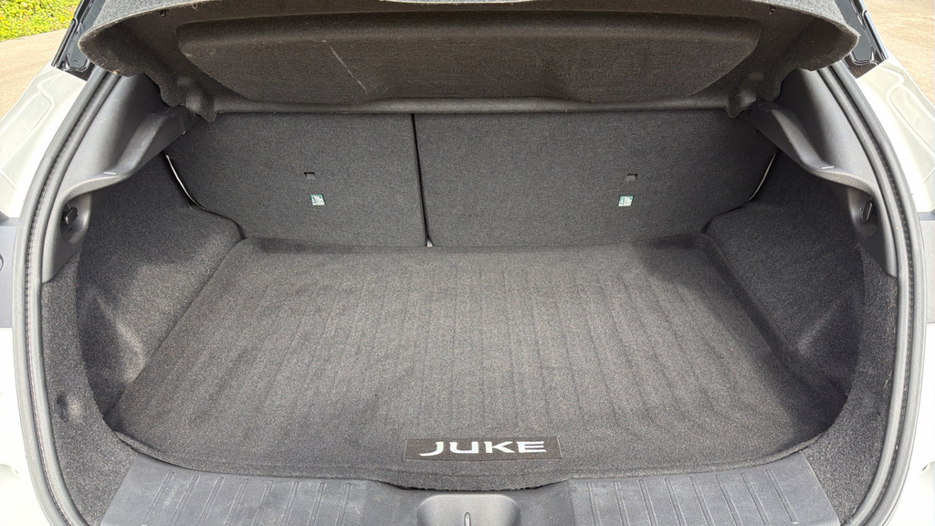 Nissan Juke 1.6 Tekna Xtronic Grey #9