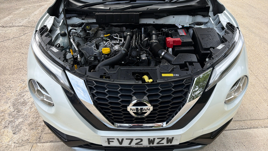 Nissan Juke 1.6 Tekna Xtronic Grey #10