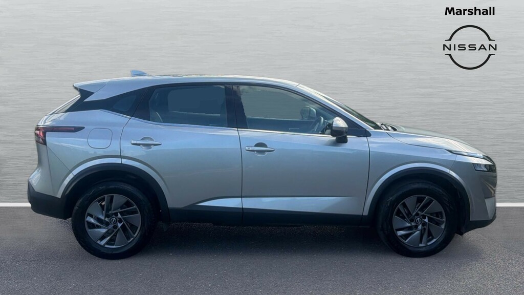 Nissan Qashqai 1.5 E-power N-connecta Black #3