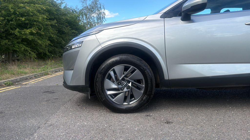 Nissan Qashqai 1.5 E-power N-connecta Black #4