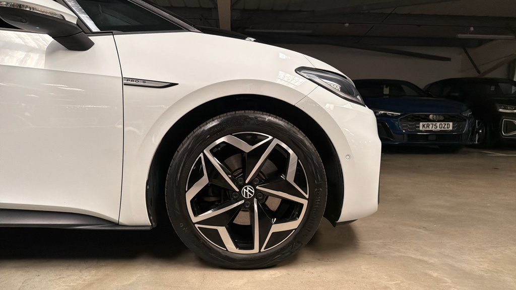 Volkswagen ID.3 Pro Performance 58Kwh Life Huge Saving On White #20