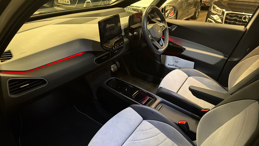 Volkswagen ID.3 Pro Performance 58Kwh Life Huge Saving On White #10