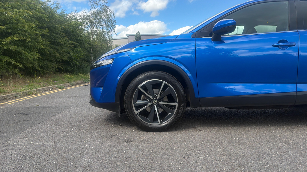 Nissan Qashqai Tekna Grey #4