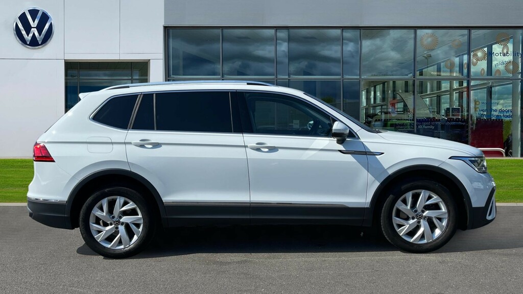 Volkswagen Tiguan Allspace Tiguan Allspace 1.5 Tsi Life White #4