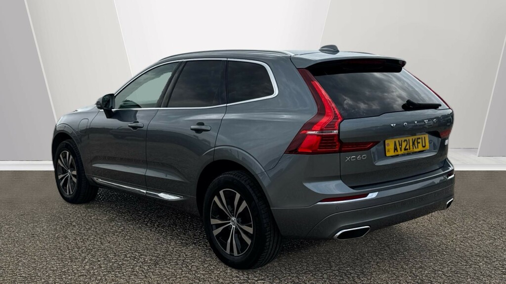 Volvo XC60 2.0 B5 Mhev R-design White #15