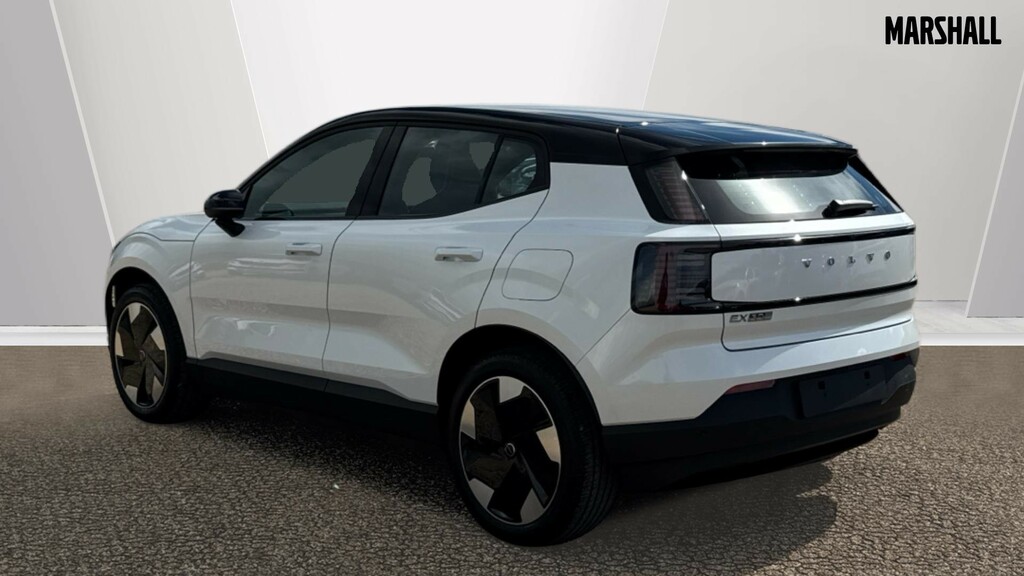 Volvo EX30 Black Edition Ultra Twin Motor Performance Electri Black #15