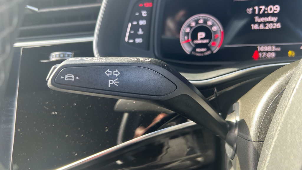 Audi Q8 55 Tfsi Quattro Black Edition Tiptronic Black #30