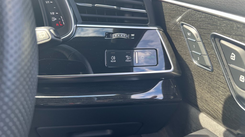Audi Q8 55 Tfsi Quattro Black Edition Tiptronic Black #37