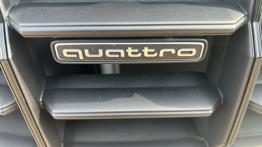Audi Q8 55 Tfsi Quattro Black Edition Tiptronic Black #47