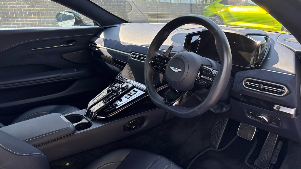 Aston Martin Vantage Vantage Zf 8 Speed Black #3