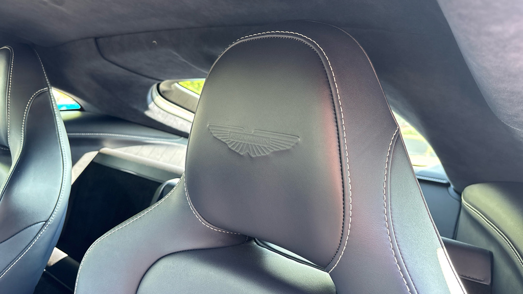 Aston Martin Vantage Vantage Zf 8 Speed Black #5