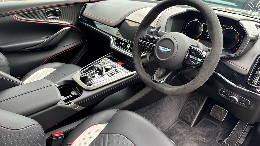 Aston Martin DBX Dbx S Black #3