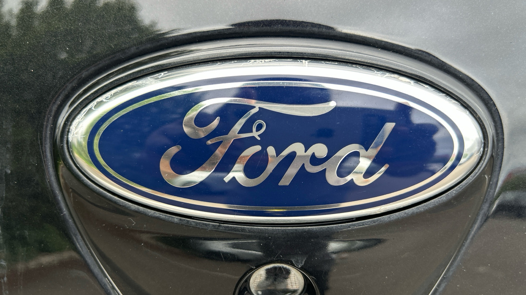 Ford KA Hatchback 1.2 Zetec White Edition Euro 6 Ss White #37