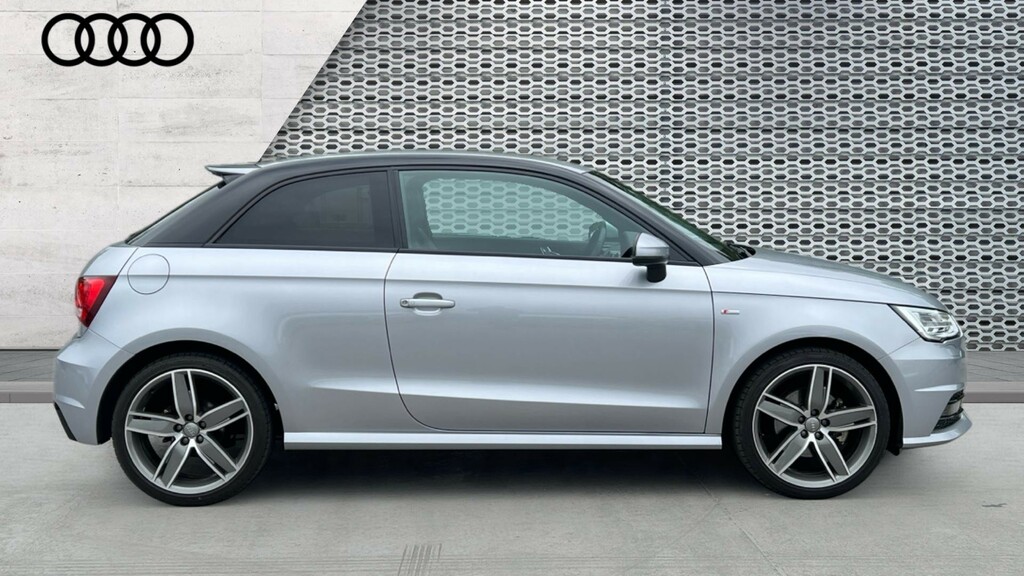 Audi A1 A1 1.4 Tfsi 150 Black Edition S Tronic LV67UPX Black #4